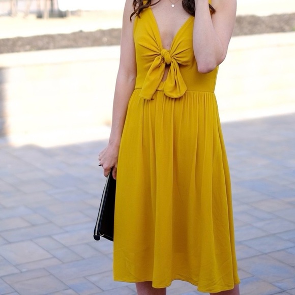 Leith Tie Front Spaghetti Strap Fun & Flirty Lined Dress M - Picture 2 of 10